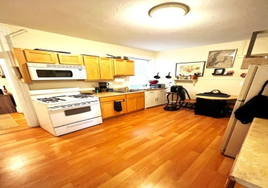 309 West Broadway, Boston, Massachusetts 02127, 1 Bedroom Bedrooms, 3 Rooms Rooms,1 BathroomBathrooms,Residential Lease,For Rent,West Broadway,72986816