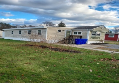 357 Lothrop Street, Taunton, Massachusetts 02780, 3 Bedrooms Bedrooms, 5 Rooms Rooms,1 BathroomBathrooms,Residential,For Sale,Lothrop Street,73065845