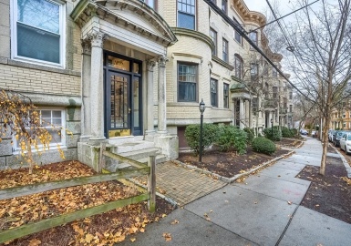 130 Fuller Street, Brookline, Massachusetts 02446, 1 Bedroom Bedrooms, 4 Rooms Rooms,1 BathroomBathrooms,Residential,For Sale,Fuller Street,73066028