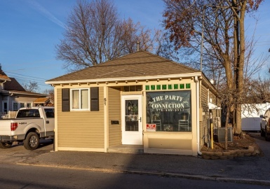 51 Railroad St, Methuen, Massachusetts 01844, ,Commercial Sale,For Sale,Railroad St,73102724