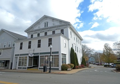 12 South Main Street, Middleboro, Massachusetts 02346, ,Commercial Lease,For Rent,South Main Street,73071564