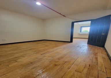 33 Dover St, Brockton, Massachusetts 02301, ,Commercial Lease,For Rent,Dover St,73108029