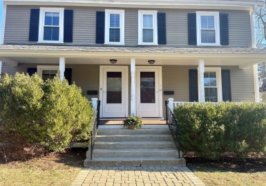 9 Davis Court, Concord, Massachusetts 01742, 3 Bedrooms Bedrooms, 5 Rooms Rooms,3 BathroomsBathrooms,Residential Lease,For Rent,Davis Court,73064850