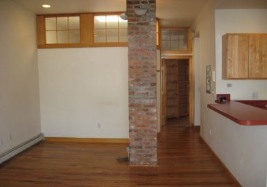37 Regent, Cambridge, Massachusetts 02140, 2 Bedrooms Bedrooms, 4 Rooms Rooms,1 BathroomBathrooms,Residential Lease,For Rent,Regent,73069838