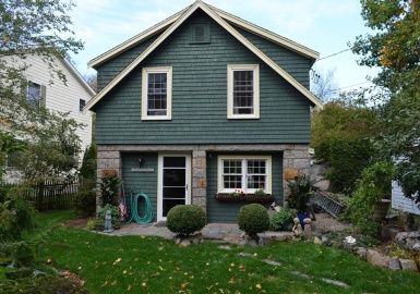 1 Pigeon Hill Ct, Rockport, Massachusetts 01966, 2 Bedrooms Bedrooms, 4 Rooms Rooms,1.5 BathroomsBathrooms,Residential Lease,For Rent,Pigeon Hill Ct,73057243