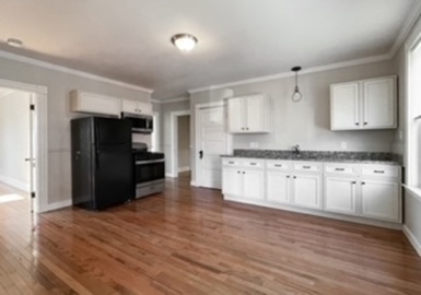 12 Grant Street, Beverly, Massachusetts 01915, 3 Bedrooms Bedrooms, 5 Rooms Rooms,1 BathroomBathrooms,Residential Lease,For Rent,Grant Street,73057896