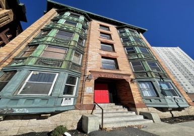 19 Chandler Street, Worcester, Massachusetts 01609, 1 Bedroom Bedrooms, 4 Rooms Rooms,1 BathroomBathrooms,Residential Lease,For Rent,Chandler Street,73053693
