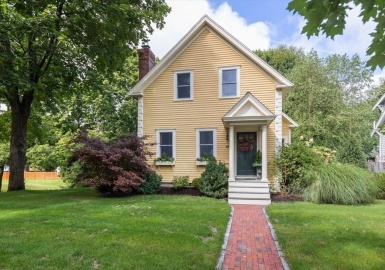 341 High Street, Hingham, Massachusetts 02043, 4 Bedrooms Bedrooms, 9 Rooms Rooms,2 BathroomsBathrooms,Residential,For Sale,High Street,73037873