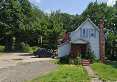 84 W Mountain St, Worcester, Massachusetts 01601, 3 Bedrooms Bedrooms, 6 Rooms Rooms,2 BathroomsBathrooms,Residential,For Sale,W Mountain St,73037195