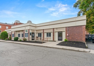 1 City Hall Plaza, Melrose, Massachusetts 02176, ,Commercial Lease,For Rent,City Hall Plaza,73045360