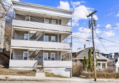 5 Wallace Rd, Fitchburg, Massachusetts 01420, 9 Bedrooms Bedrooms, 15 Rooms Rooms,3 BathroomsBathrooms,Residential Income,For Sale,Wallace Rd,73091033