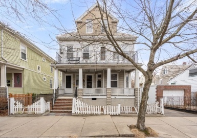 9 Packard Ave, Somerville, Massachusetts 02144, 7 Bedrooms Bedrooms, 13 Rooms Rooms,2.5 BathroomsBathrooms,Residential Income,For Sale,Packard Ave,73076518