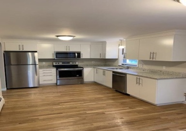 7 Esmond Ave, Wakefield, Massachusetts 01880, 3 Bedrooms Bedrooms, 6 Rooms Rooms,1 BathroomBathrooms,Residential Lease,For Rent,Esmond Ave,73073077