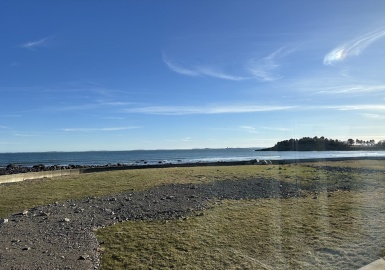 55 Willow Rd, Nahant, Massachusetts 01908, 3 Bedrooms Bedrooms, 6 Rooms Rooms,1.5 BathroomsBathrooms,Residential Lease,For Rent,Willow Rd,73210761