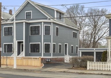 105-107 Belmont Street, Cambridge, Massachusetts 02138, 6 Bedrooms Bedrooms, 13 Rooms Rooms,7 BathroomsBathrooms,Residential Income,For Sale,Belmont Street,73081292