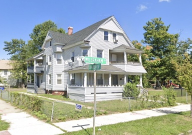 358 Wilbraham Rd, Springfield, Massachusetts 01109, 8 Bedrooms Bedrooms, 13 Rooms Rooms,2 BathroomsBathrooms,Residential Income,For Sale,Wilbraham Rd,73059433