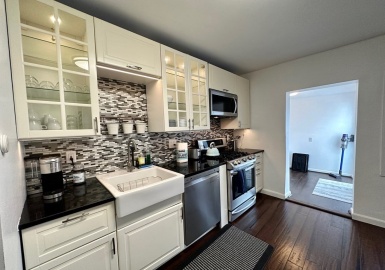 148 Orange St, Chelsea, Massachusetts 02150, 3 Bedrooms Bedrooms, 7 Rooms Rooms,1.5 BathroomsBathrooms,Residential Lease,For Rent,Orange St,73055844