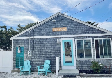 1 Jackson Way, Newburyport, Massachusetts 01951, 2 Bedrooms Bedrooms, 5 Rooms Rooms,1 BathroomBathrooms,Residential Lease,For Rent,Jackson Way,73056515