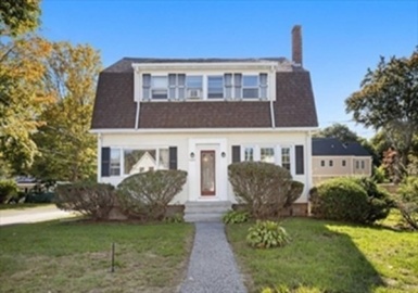 1083 Washington St, Weymouth, Massachusetts 02189, 3 Bedrooms Bedrooms, 7 Rooms Rooms,1.5 BathroomsBathrooms,Residential Lease,For Rent,Washington St,73062123