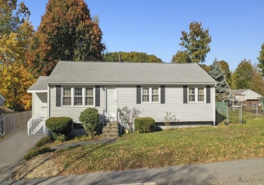 425 Daniels Street, Fitchburg, Massachusetts 01420, 4 Bedrooms Bedrooms, 8 Rooms Rooms,1.5 BathroomsBathrooms,Residential,For Sale,Daniels Street,73052081