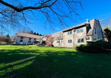 55 Warehouse Ln, Rowley, Massachusetts 01969, 3 Bedrooms Bedrooms, 11 Rooms Rooms,2 BathroomsBathrooms,Residential,For Sale,Warehouse Ln,73059620