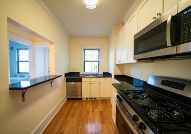 219 Commonwealth Ave, Newton, Massachusetts 02467, 2 Bedrooms Bedrooms, 5 Rooms Rooms,1 BathroomBathrooms,Residential Lease,For Rent,Commonwealth Ave,73209313