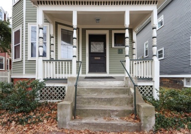 22 Orchard St., Cambridge, Massachusetts 02140, 2 Bedrooms Bedrooms, 4 Rooms Rooms,1 BathroomBathrooms,Residential Lease,For Rent,Orchard St.,73070979