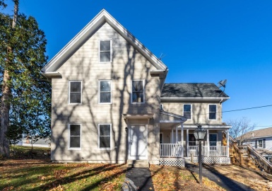 6 Mountain, Marlborough, Massachusetts 01752, 2 Bedrooms Bedrooms, 4 Rooms Rooms,1 BathroomBathrooms,Residential Lease,For Rent,Mountain,73060370