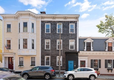 32 High St, Boston, Massachusetts 02129, 5 Bedrooms Bedrooms, 9 Rooms Rooms,2 BathroomsBathrooms,Residential,For Sale,High St,73011973