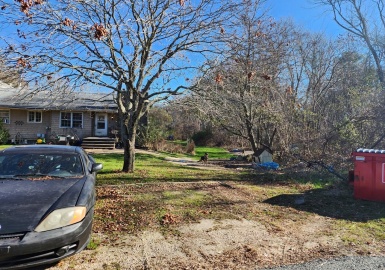 2089 Blossom Rd, Fall River, Massachusetts 02790, 4 Bedrooms Bedrooms, 13 Rooms Rooms,2.5 BathroomsBathrooms,Residential Income,For Sale,Blossom Rd,73060737