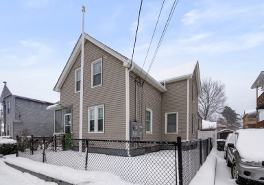 8 Central Ct, Leominster, Massachusetts 01453, 4 Bedrooms Bedrooms, 9 Rooms Rooms,2 BathroomsBathrooms,Residential Income,For Sale,Central Ct,73085194