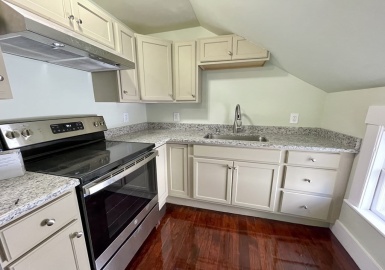 51 Elmwood Ave, Fitchburg, Massachusetts 01420, 6 Bedrooms Bedrooms, 10 Rooms Rooms,2 BathroomsBathrooms,Residential Income,For Sale,Elmwood Ave,73113076