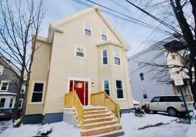 50 Estes St, Lynn, Massachusetts 01902, 3 Bedrooms Bedrooms, 6 Rooms Rooms,1 BathroomBathrooms,Residential Lease,For Rent,Estes St,73066822