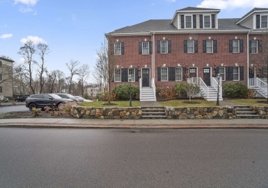 42 South, Natick, Massachusetts 01760, 2 Bedrooms Bedrooms, 5 Rooms Rooms,2.5 BathroomsBathrooms,Residential Lease,For Rent,South,73066362
