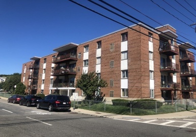 800 Hyde Park Ave, Boston, Massachusetts 02136, 2 Bedrooms Bedrooms, 4 Rooms Rooms,1 BathroomBathrooms,Residential,For Sale,Hyde Park Ave,73035886