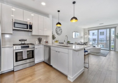 45 Lewis St., Boston, Massachusetts 02128, 1 Bedroom Bedrooms, 3 Rooms Rooms,1 BathroomBathrooms,Residential,For Sale,Slip45,Lewis St.,73059131