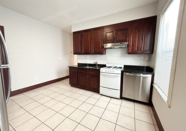 24 Maryland, Boston, Massachusetts 02125, 4 Bedrooms Bedrooms, 7 Rooms Rooms,1.5 BathroomsBathrooms,Residential Lease,For Rent,Maryland,73089336