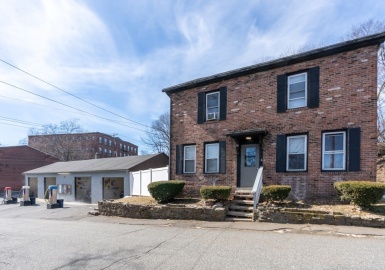 6 Carew St, South Hadley, Massachusetts 01075, 4 Bedrooms Bedrooms, 12 Rooms Rooms,4 BathroomsBathrooms,Residential Income,For Sale,Carew St,73087452