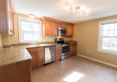 369 Walnut St., Newton, Massachusetts 02460, 4 Bedrooms Bedrooms, 9 Rooms Rooms,2 BathroomsBathrooms,Residential Lease,For Rent,Walnut St.,73059407