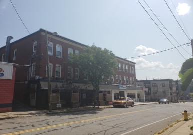 19 1/2 Lunenburg Street, Fitchburg, Massachusetts 01420, 2 Bedrooms Bedrooms, 4 Rooms Rooms,1 BathroomBathrooms,Residential Lease,For Rent,Lunenburg Street,73071610