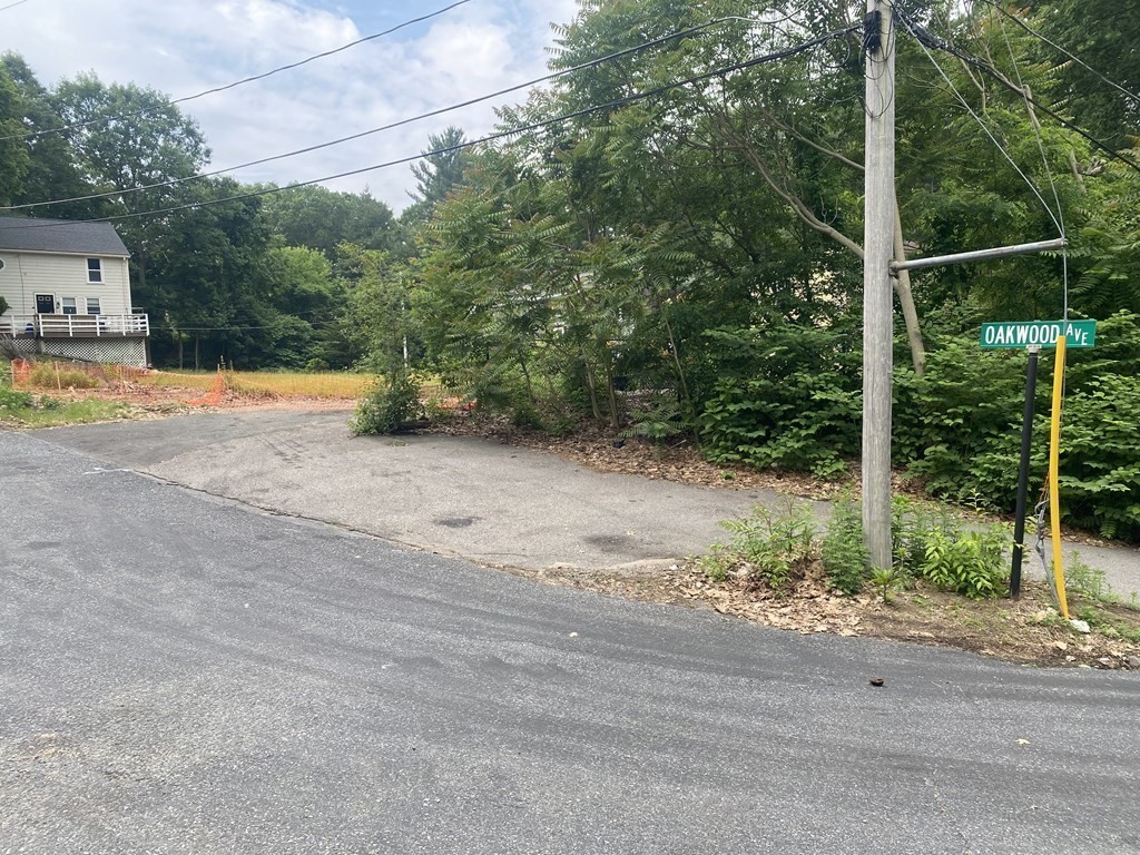 11 Oakwood Avenue, Stoughton, Massachusetts 02072