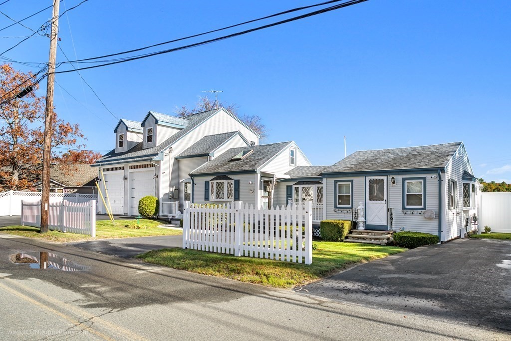 26 Washington Dr, Wareham, Massachusetts 02571