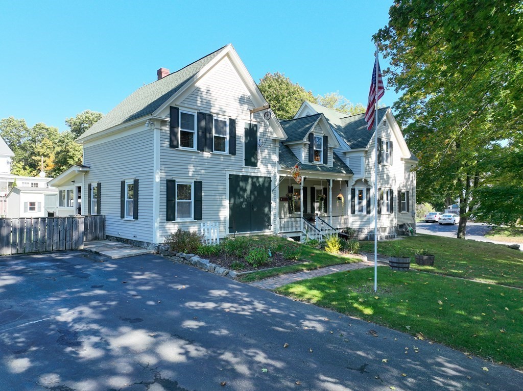 194 Sladen, Dracut, Massachusetts 01826