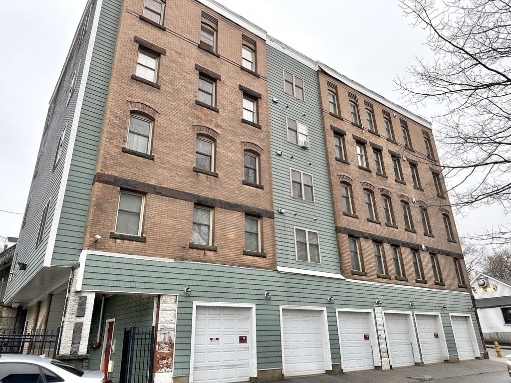 257 Pleasant, Worcester, Massachusetts 01609