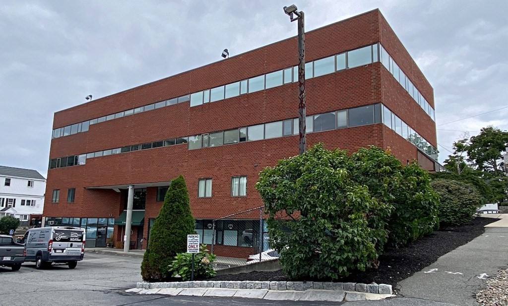 271 Main Street, Stoneham, Massachusetts 02180