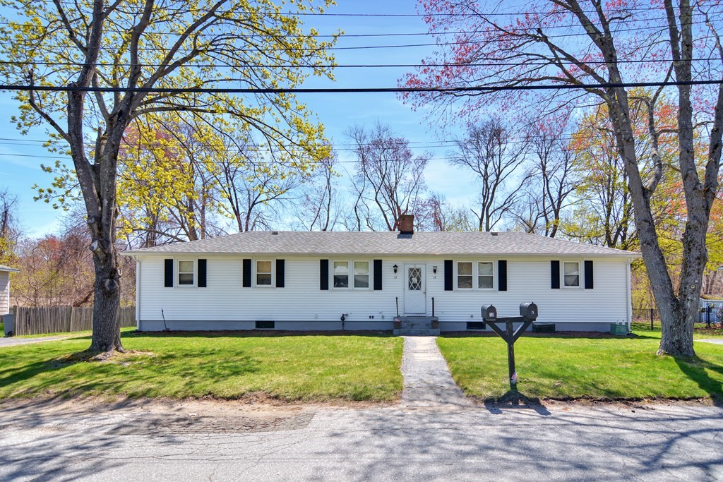 13-15 Genetti Street, Bedford, Massachusetts 01730