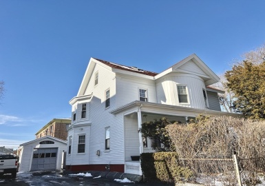 64 Corey Street, Everett, Massachusetts 02149, 7 Bedrooms Bedrooms, 10 Rooms Rooms,2 BathroomsBathrooms,Residential Lease,For Rent,Corey Street,73071250