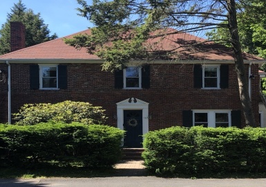 165 Longwood Avenue, Brookline, Massachusetts 02446, 4 Bedrooms Bedrooms, 9 Rooms Rooms,3.5 BathroomsBathrooms,Residential Lease,For Rent,Longwood Avenue,73072659