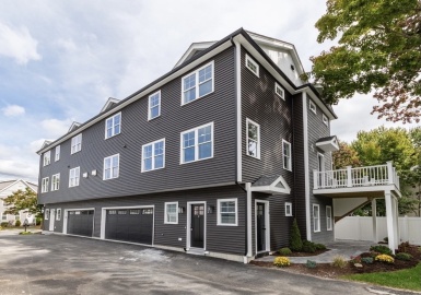 128 Russell Street, Waltham, Massachusetts 02453, 4 Bedrooms Bedrooms, 9 Rooms Rooms,3.5 BathroomsBathrooms,Residential,For Sale,Russell Street,73059969