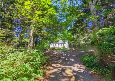 16 County Rd, Bourne, Massachusetts 02532, 4 Bedrooms Bedrooms, 6 Rooms Rooms,1.5 BathroomsBathrooms,Residential,For Sale,County Rd,73015158